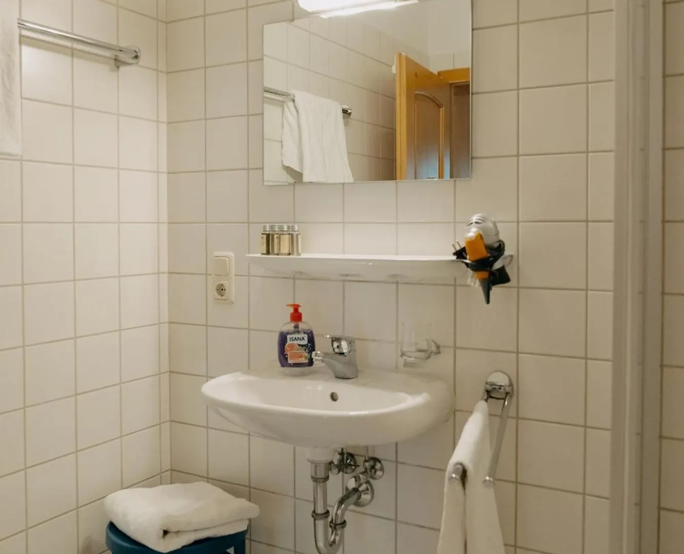 Gaestehaus Edhof Allmunzen 0*,  Německo